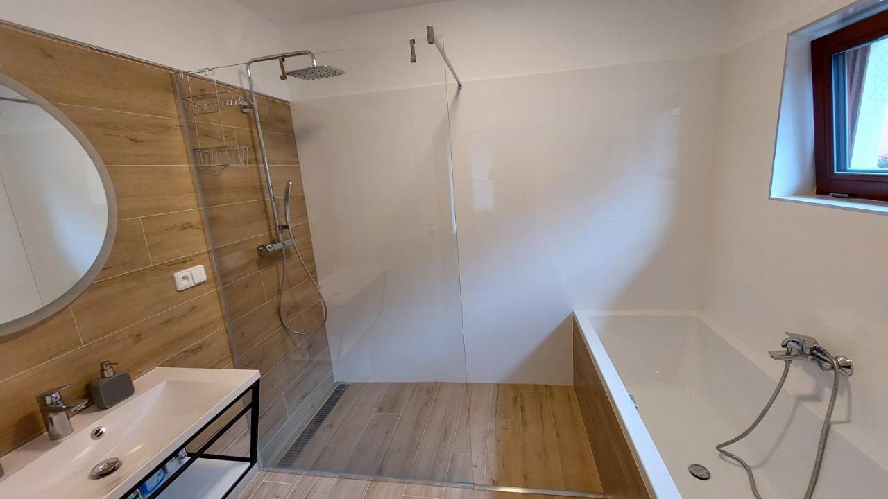 Apartmany Jura Nová Pec Εξωτερικό φωτογραφία